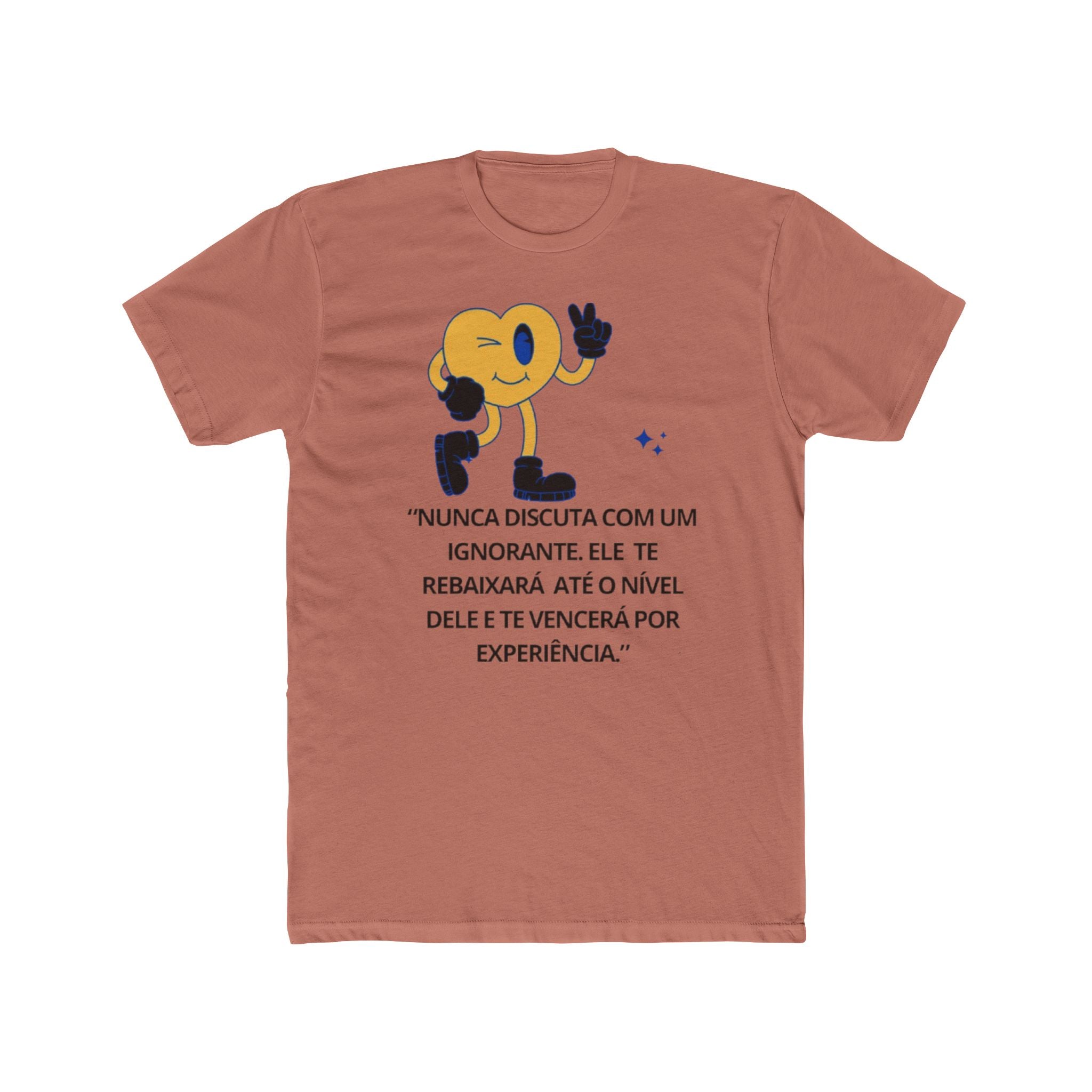 A camiseta "Nunca discutir com um ignorante"